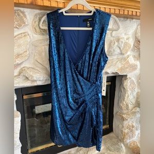 NWT!!! Aqua cobalt blue party dress! Never worn!! Size Small.